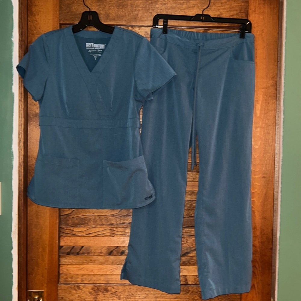 Grey’s Anatomy Teal Scrubs